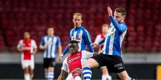 这也使得基 这也使得基