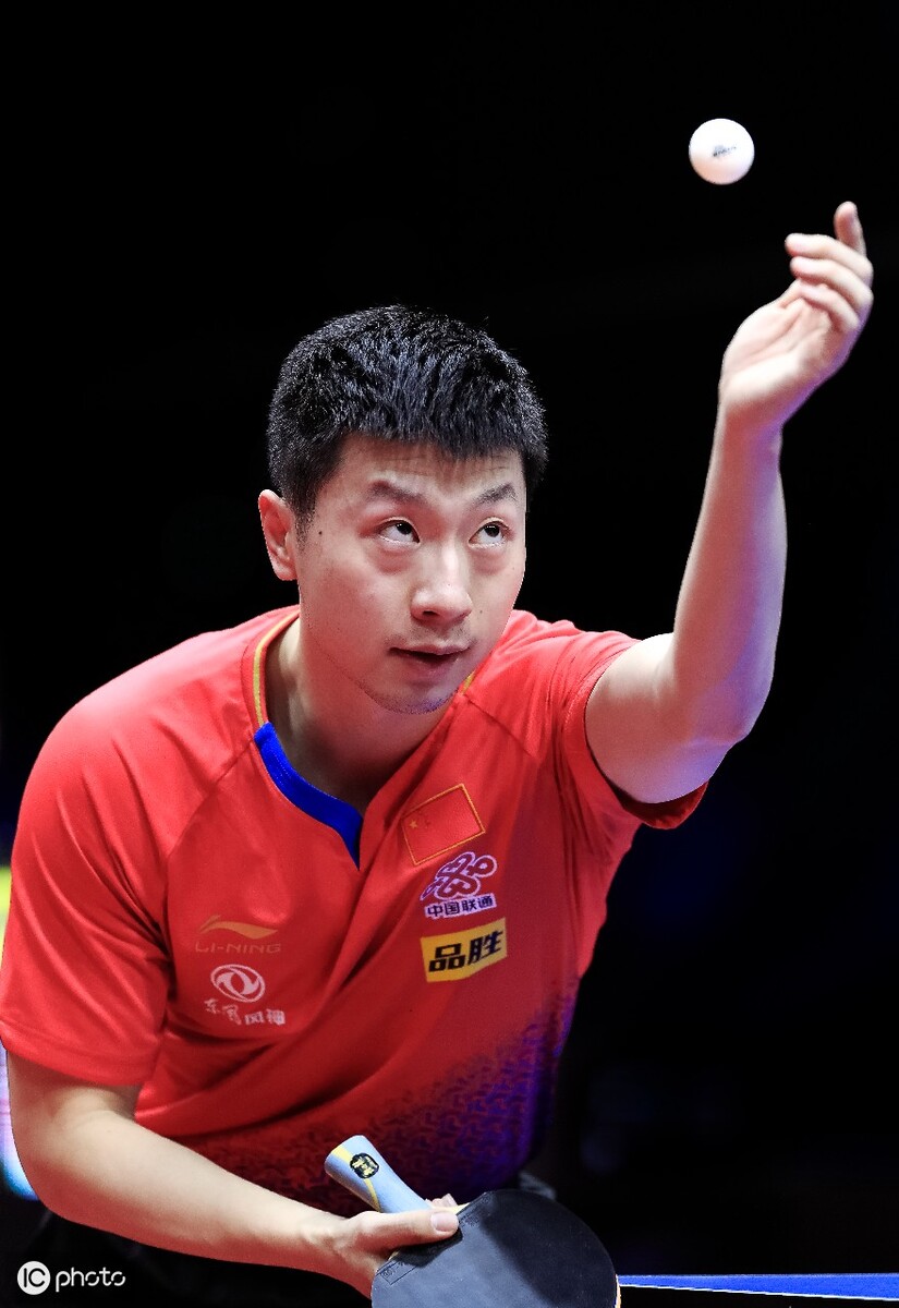 篮板卡位意 篮板卡位意