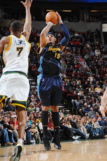 桑叼着雪茄 桑叼着雪茄